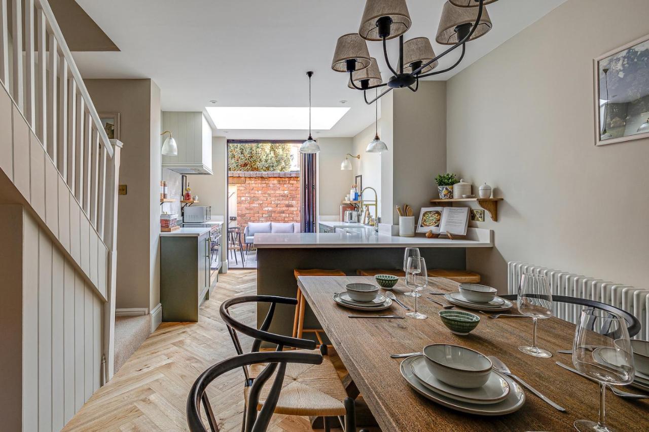 *New* Little Pyecroft House, Chester Buitenkant foto