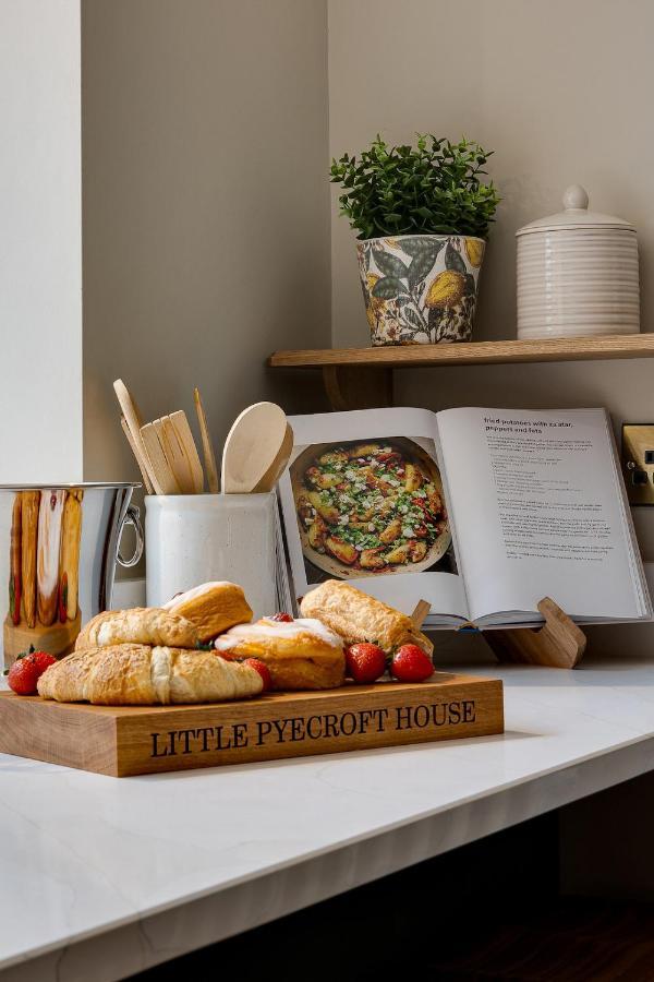 *New* Little Pyecroft House, Chester Buitenkant foto