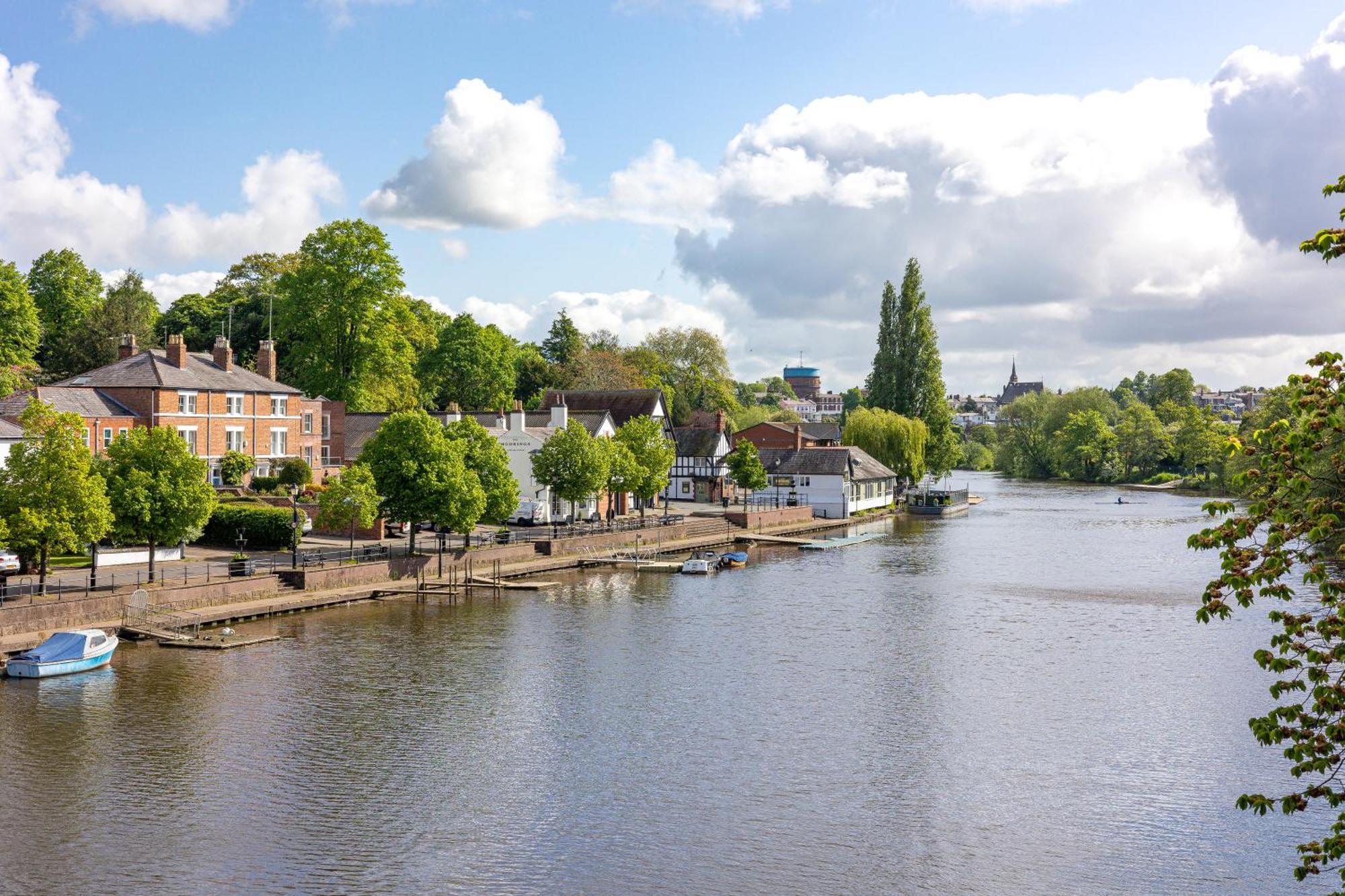 *New* Little Pyecroft House, Chester Buitenkant foto